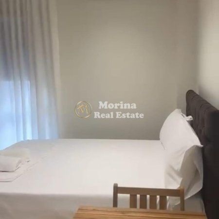 Tirane, jepet me qera garsonier Kati 4, 35 m² 400 € (Rruga 5 Maji)