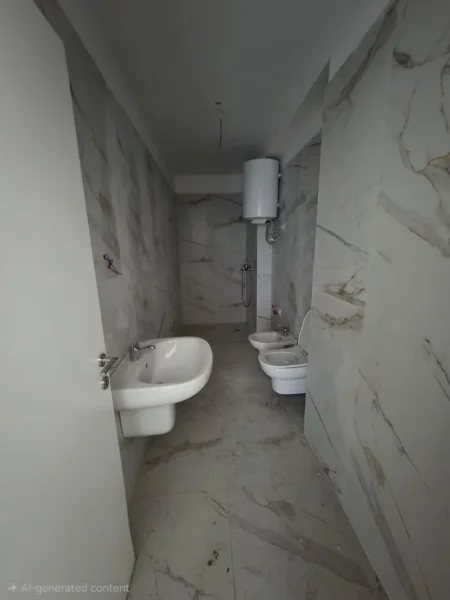 Vlore, jepet me qera zyre , 72 m² 650 € 