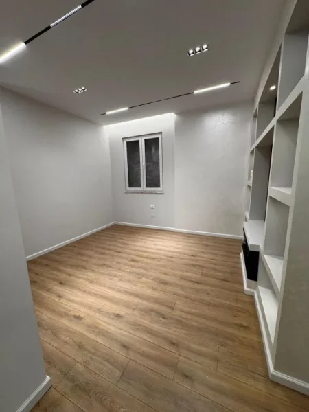 Tirane, shitet apartament 1+1 Kati 3, 61 m² 100.000 € 