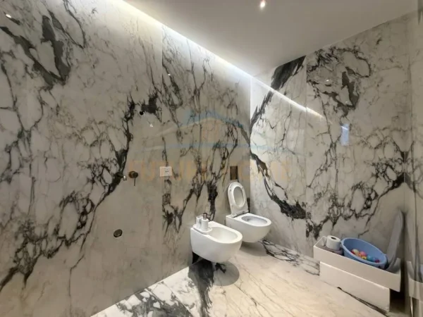 Tirane, shitet Vile Kati 0, 387 m² (Secret Garden Teg)