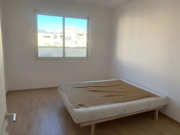 Tirane, shitet apartament 2+1+Ballkon Kati 7, 102 m² (Kompleksi Fratari, Astir)