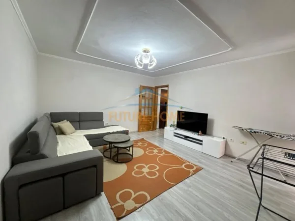 Tirane, jepet me qera apartament 2+1 Kati 1, 76 m² 550 € (RRUGA DRITAN HOXHA)