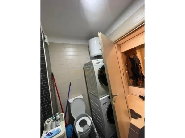 Tirane, shitet apartament 2+1+Ballkon Kati 4, 99 m² 223.000 € 