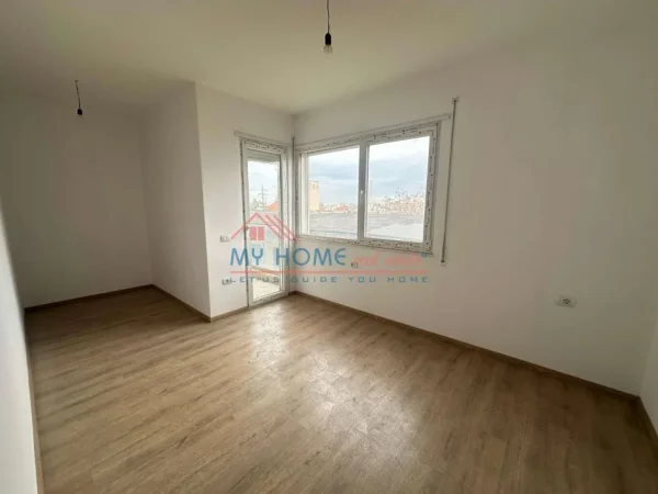 Tirane, shitet apartament 1+1+Ballkon Kati 3, 59 m² 128.000 € (Don Bosko)