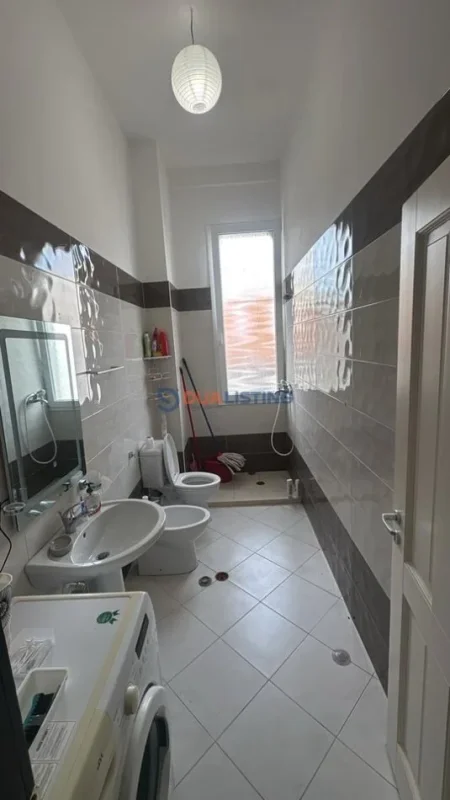 Durres, shitet apartament 2+1 , 86 m² 160.000 € (Gjiri i Lalzit)