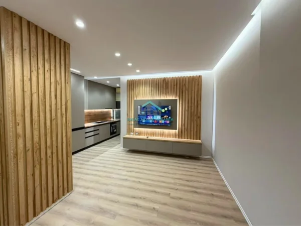 Vlore, shitet garsonier 1+1 Kati 2, 43 m² 90.000 € (VLORE)