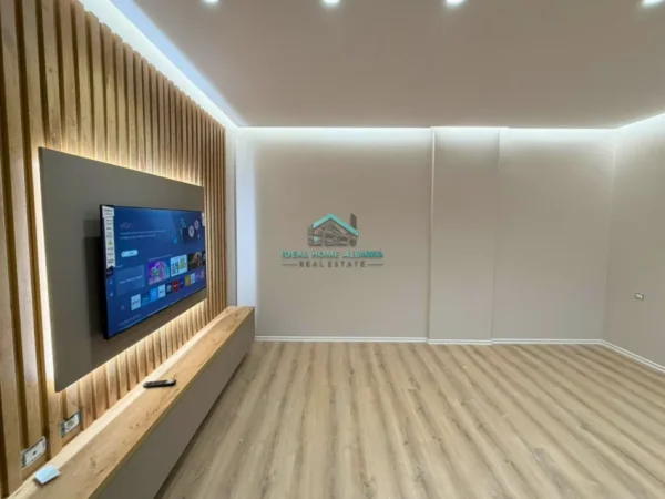 Vlore, shitet garsonier 1+1 Kati 2, 43 m² 90.000 € (VLORE)