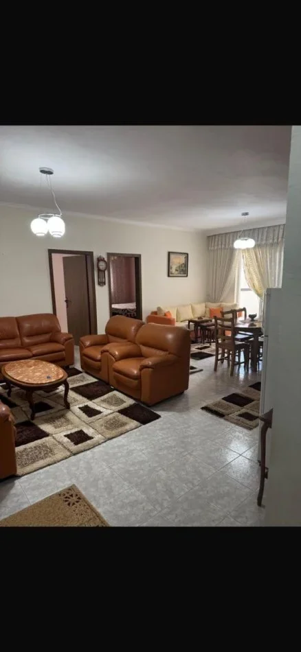 Tirane, jepet me qera apartament 2+1 Kati 4, 83 m² 550 € (DON BOSKO)