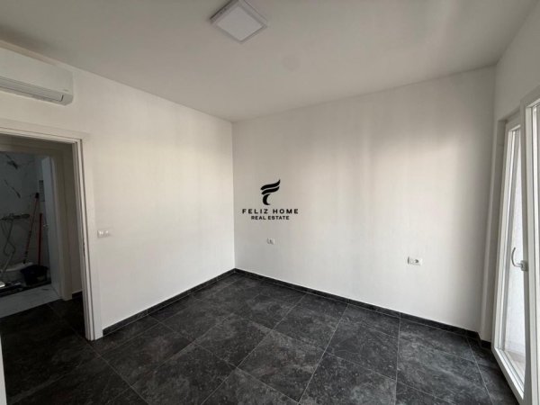 Tirane, jepet me qera zyre Kati 4, 120 m² 850 € (ZOGU I ZI)