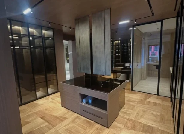 Tirane, shitet apartament 2+1 , 212 m² (Lion Park Residence, Rruga e Elbasanit)