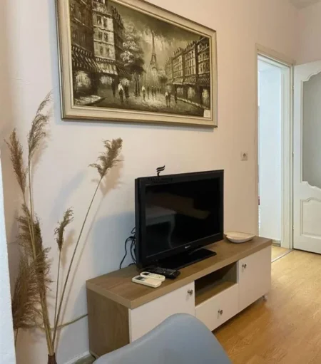 Tirane, shitet apartament 3+1 Kati 1, 106 m² 175.000 € (BRRYLI)