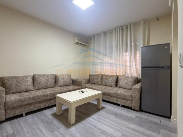 Tirane, jepet me qera apartament 1+1 Kati 1, 60 m² 600 € (Myslym Shyri)