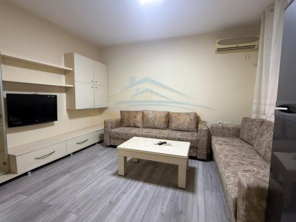 Tirane, jepet me qera apartament 1+1 Kati 1, 60 m² 600 € (Myslym Shyri)