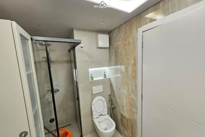 Tirane, jepet me qera apartament 1+1 Kati 4, 75 m² 830 € (Rruga sulejjman Delvina)