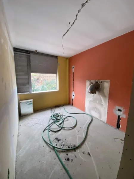 Tirane, jepet me qera apartament Kati 2, 33 m² (21 DHJETORI)