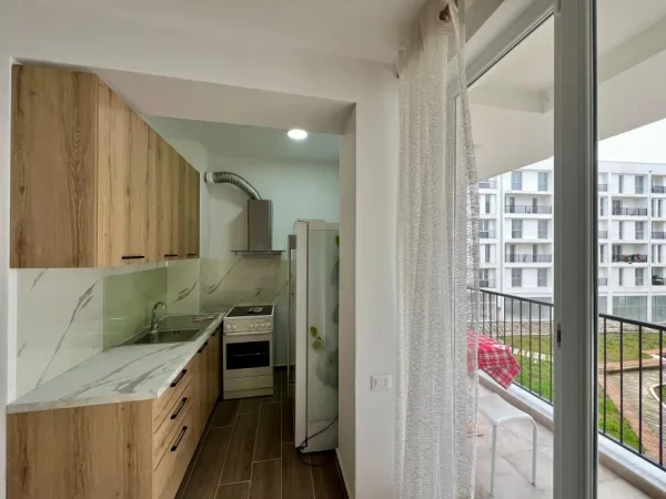 Tirane, jepet me qera apartament 2+1+Ballkon Kati 2, 73 m² 420 € (5 maj)