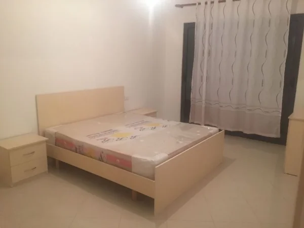 Tirane, jepet me qera apartament 2+1 Kati 2, 113 m² 500 € (ASTIR)