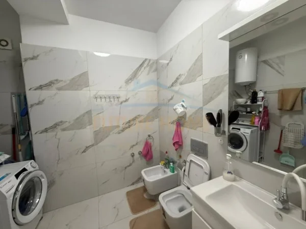 Korce,SUPER APARTAMENT  shitet apartament 2+1+2 Kati 2, 111 m² 155.000 € (TERMINALI KORCE)