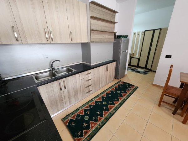 Apt 2+1 i Ri** (Yzberisht - afer Spt. Amerikan 3) Pllt. i Ri me Ashensor || i Kompletuar **Ballkon i Madh ** Kuzhine e Re