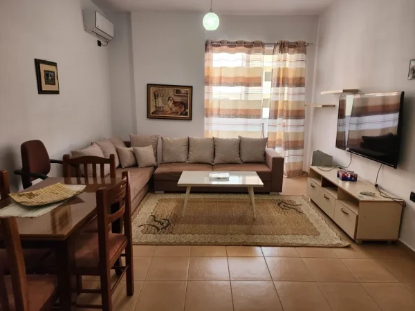 Apt 2+1 i Ri** (Yzberisht - afer Spt. Amerikan 3) Pllt. i Ri me Ashensor || i Kompletuar **Ballkon i Madh ** Kuzhine e Re - 42,000 Leke / Muaj