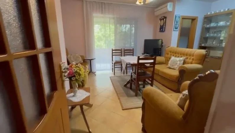 Jepet me qira apartament 2+1 , per 5 banore , tek Bkt ne Ali Demi ,425 €uro