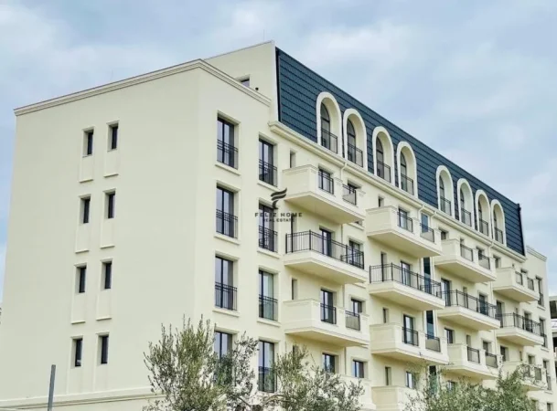 Tirane, shitet apartament 2+1 , 94 m² 169.500 € (MJULL BATHORE)