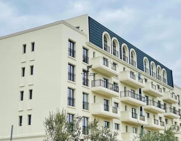 Tirane, shitet apartament 2+1 , 94 m² 169.500 € (MJULL BATHORE)