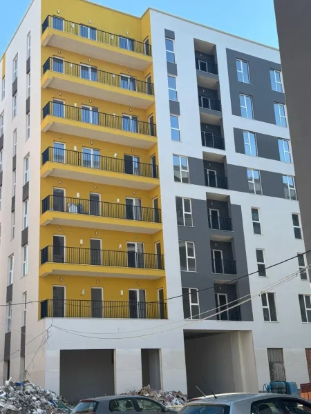 Tirane, shes apartament 2+1+Aneks+Ballkon Kati 3, 95 m² 123.500 € (casa italia)