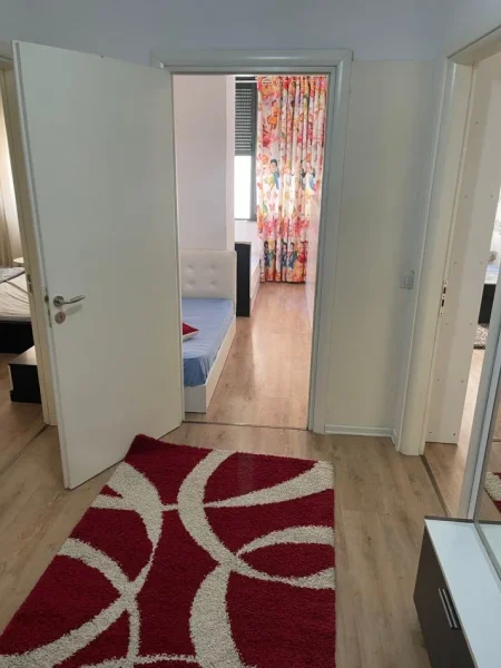 Tirane, jepet me qera apartament 2+1+Ballkon Kati 2, 80 m² 400 € (Misto Mame)