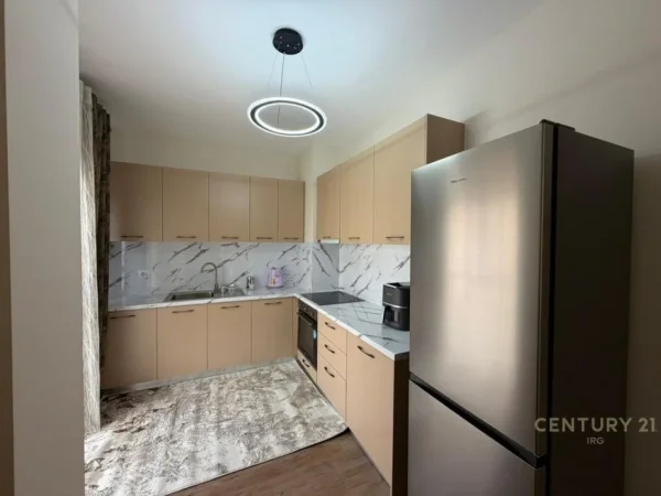 Tirane, shes apartament 2+1+Aneks+Ballkon Kati 3, 118 m² 250.000 € (Akses Tirana)