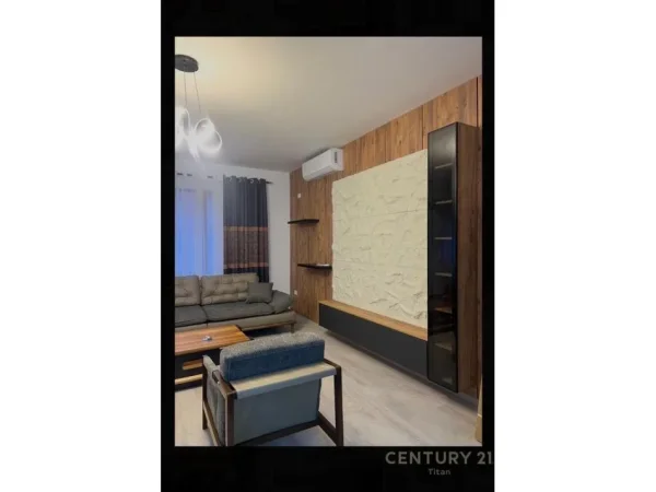 Tirane, jepet me qera apartament 2+1+Aneks+Ballkon Kati 3, 110 m² 1.000 € (Kompleksi Xheluks)