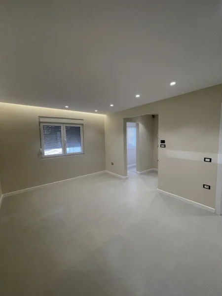 Tirane, shes apartament 2+1 Kati 0, 74 m² 164.995 € (Rruga Kongresi i Manastirit)