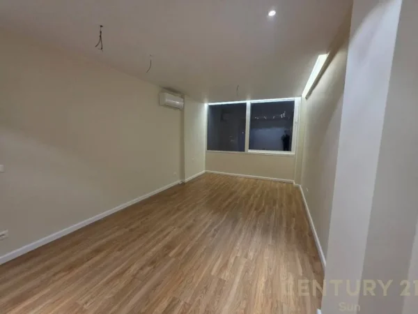 Tirane, shes apartament 1+1+Aneks+Ballkon Kati 6, 68 m² 