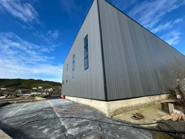 Tirane, jepet me qera ambjent biznesi , 4.500 m² (Tufine)