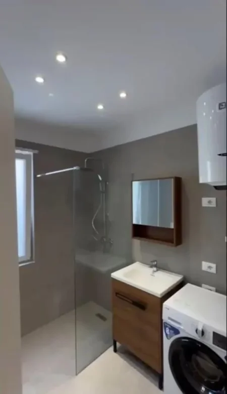 Tirane, shitet apartament 2+1+Ballkon Kati 6, 99 m² 145.000 € (qtu)