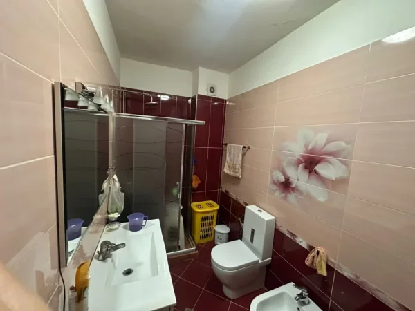 Tirane, shitet apartament 2+1 Kati 6, 100 m² 155.000 € (Astir)