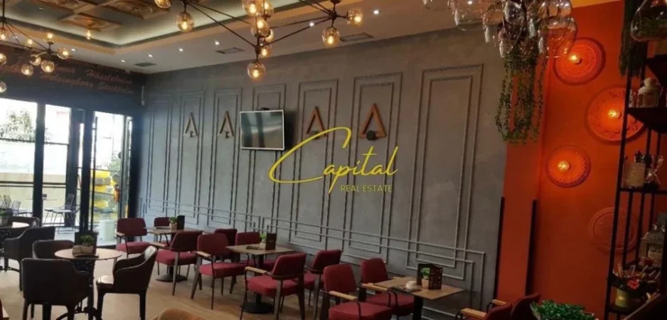 Tirane, jepet me qera ambjent biznesi Kati 0, 61 m² 130.000 € (FRESKU)