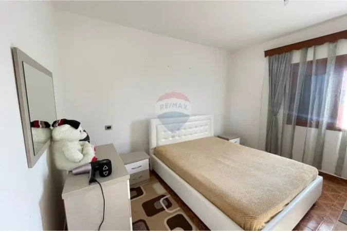 Vlore, shitet shtepi 2+1+Aneks Kati 1, 490 m² 120.000 € 