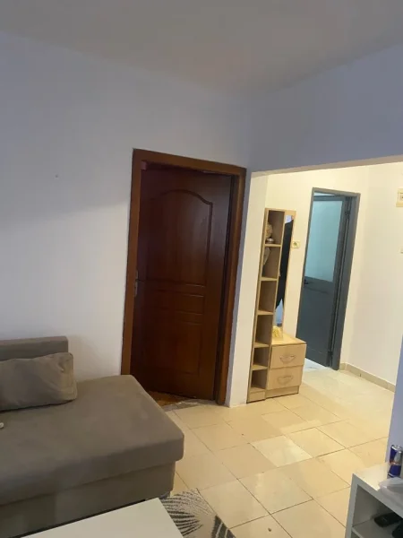 Tirane, jepet me qera apartament 1+1+Aneks+Ballkon Kati 5, 54 m² 380 € (Rruga Niko Avrami)