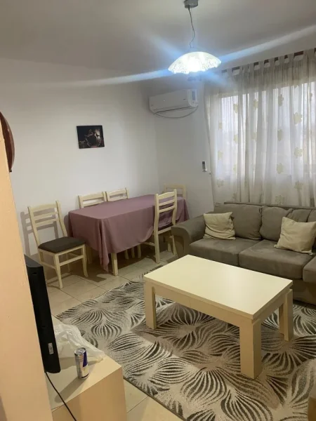 Tirane, jepet me qera apartament 1+1+Aneks+Ballkon Kati 5, 54 m² 380 € (Rruga Niko Avrami)