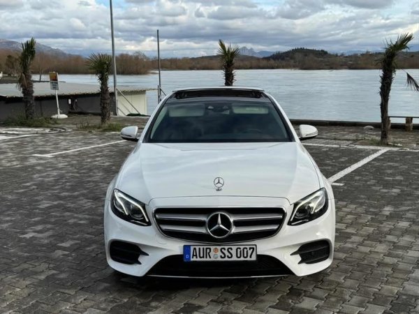 Shkoder, shitet makine E 220 amg line Nafte, e bardhë automatik 20.500 €