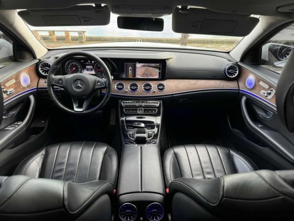 Shkoder, shitet makine E 220 amg line Nafte, e bardhë automatik 20.500 €