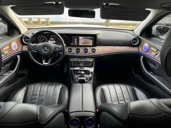 Shkoder, shitet makine E 220 amg line Nafte, e bardhë automatik 20.500 €