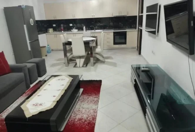 Tirane, jepet me qera apartament 2+1 , 