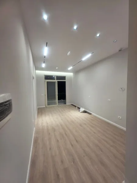 Tirane, shitet apartament 2+1 Kati 2, 76 m² 125.000 € (Astir)