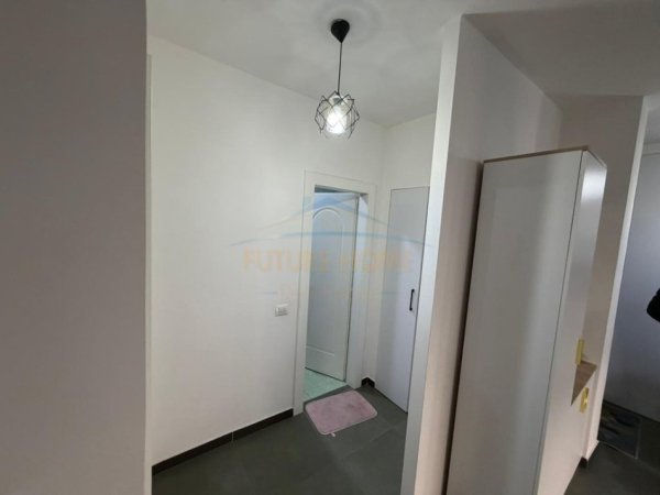 Tirane, jepet me qera apartament Kati 5, 110 m² 600 €