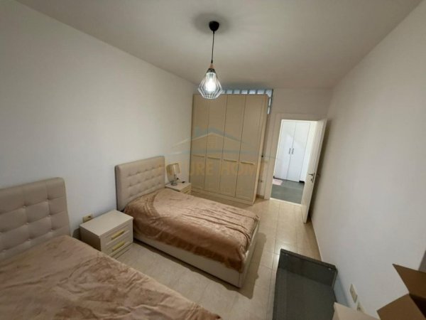Tirane, jepet me qera apartament Kati 5, 110 m² 600 €