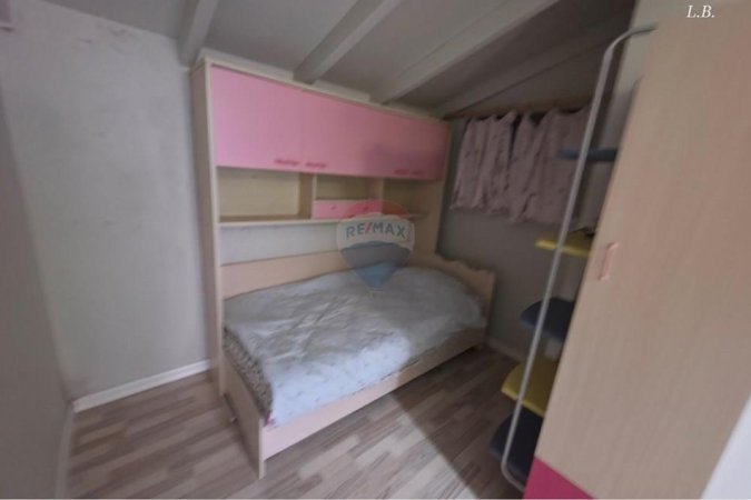 Tirane, jepet me qera , 106 m² 800 € 
