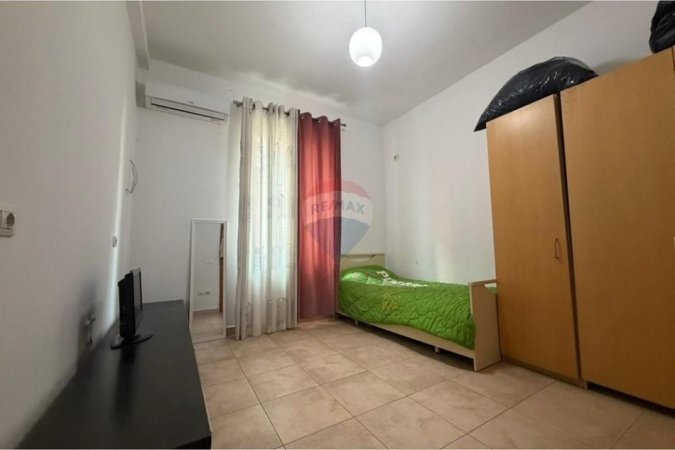 Tirane, jepet me qera apartament , 120 m² 799 € 