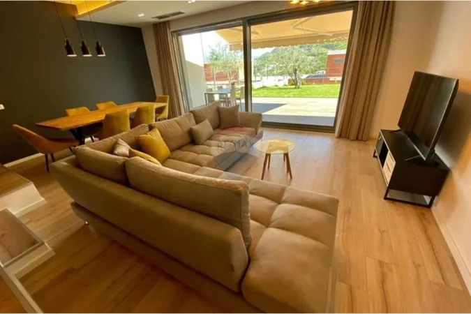 Tirane, jepet me qera Vile , 134 m² 2.408 € (MULLET Rezidenca Olive Grove)